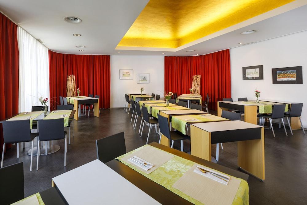 Hotel Balade Basel Ngoại thất bức ảnh